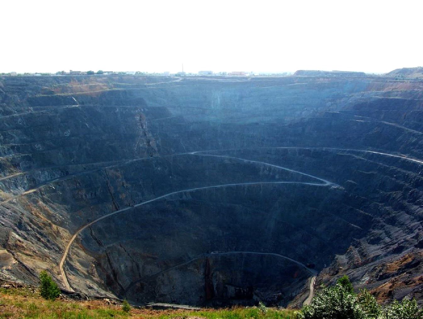 Коркинский угольный карьер в Челябинской области