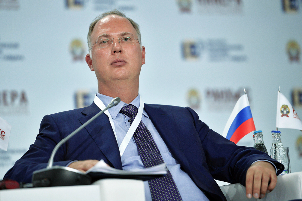 Investors on Cypriot shores: Dmitriev "pouraganit" in VEB?