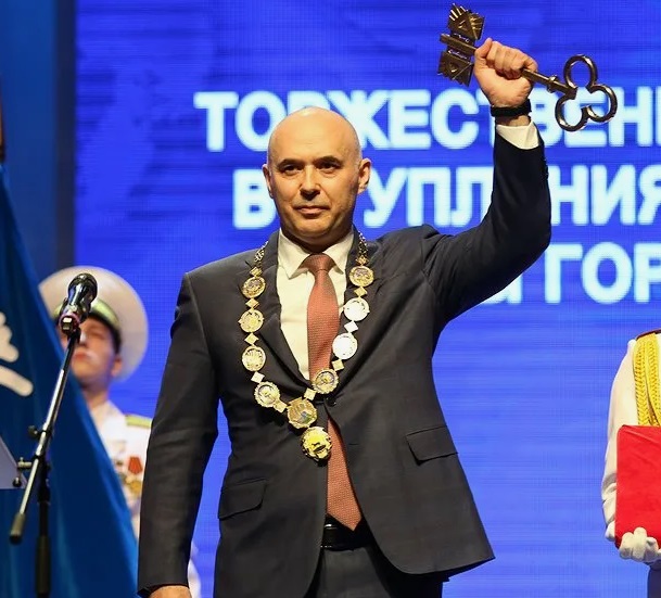 Так точно: новый мэр Слепов продолжит в Сургуте курс Сургутнефтегаза?