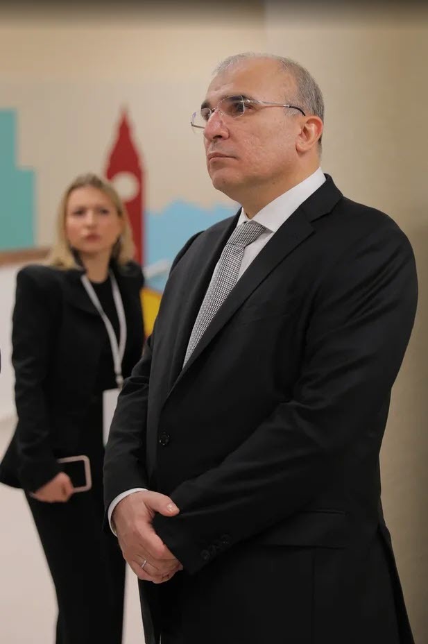 In court against Chemezov