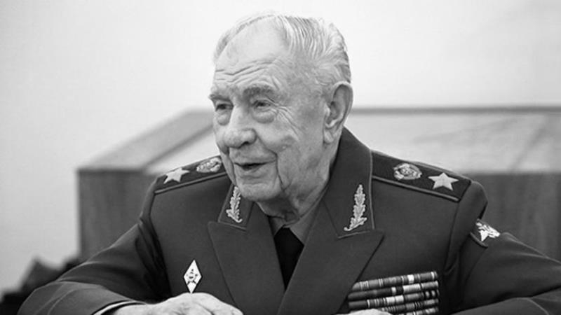 Дмитрий Язов